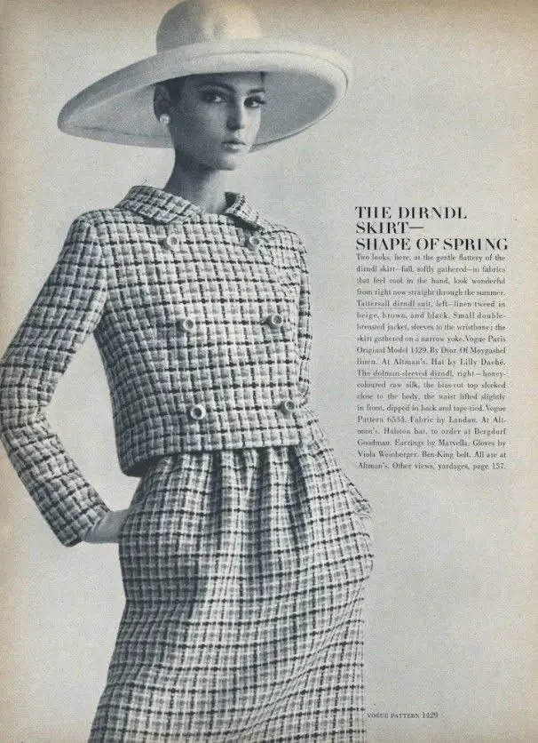تنورة الديرندل… ملامح الربيع في Vogue عام 1965